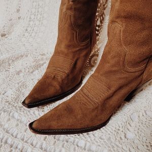 Lucchese Charlie 1 Horse Suede Limited Release